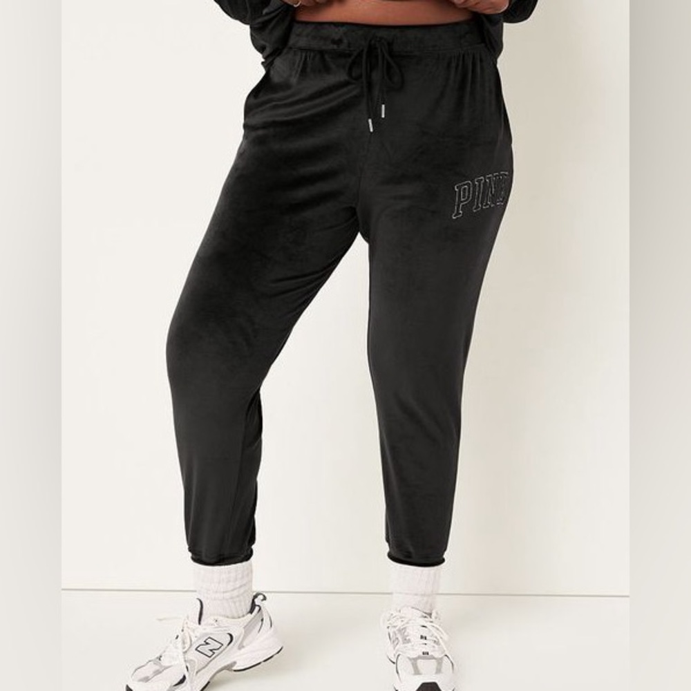 Pink Victoria’s Secret Velour Varsity Jogger in black size XS